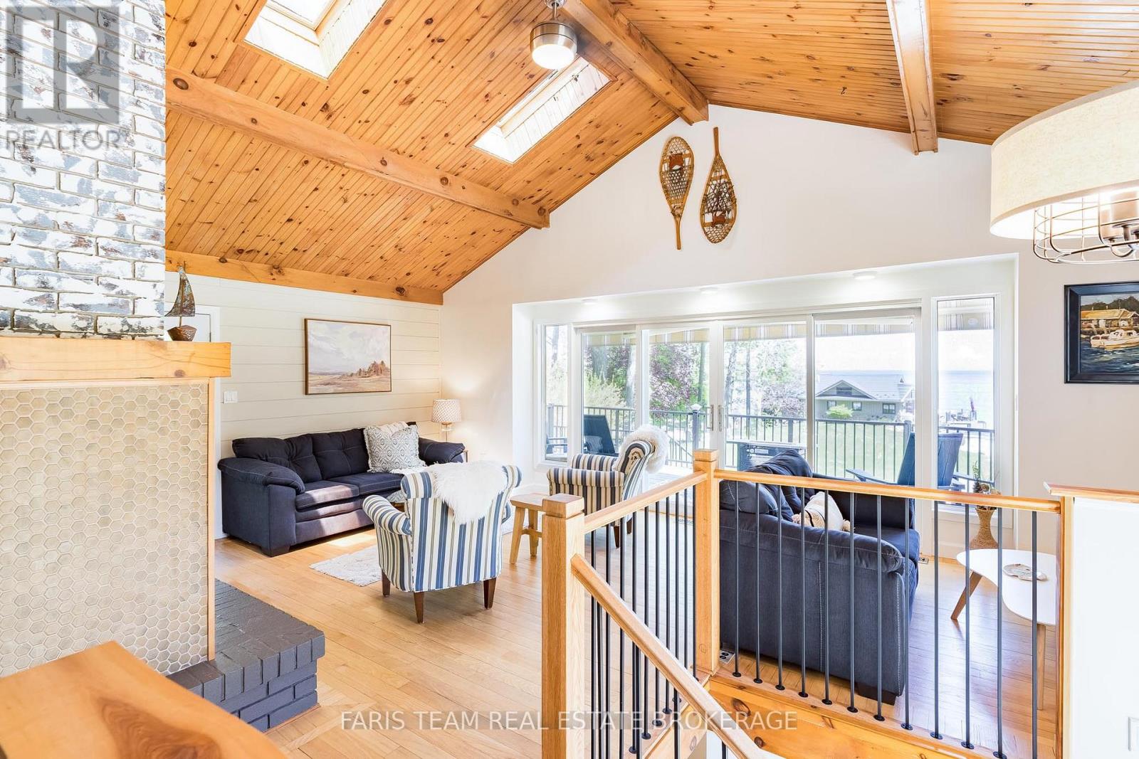 328 Cedar Avenue, Meaford, Ontario  N4L 1W5 - Photo 11 - X12346810