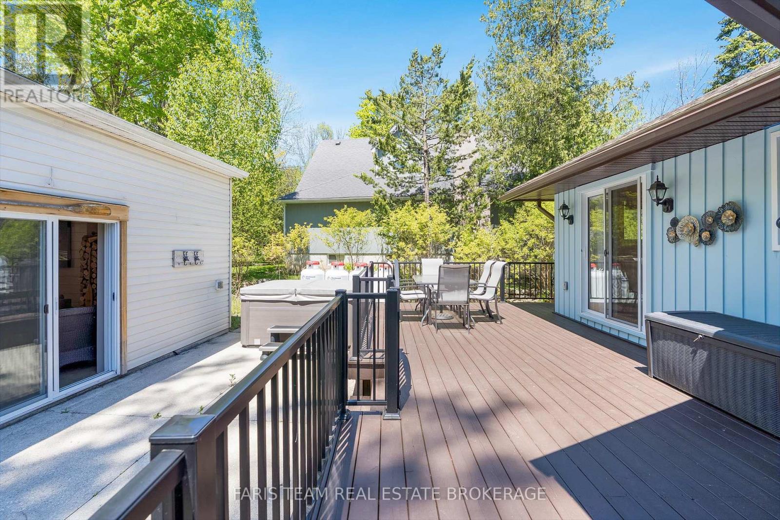 328 Cedar Avenue, Meaford, Ontario  N4L 1W5 - Photo 25 - X12346810