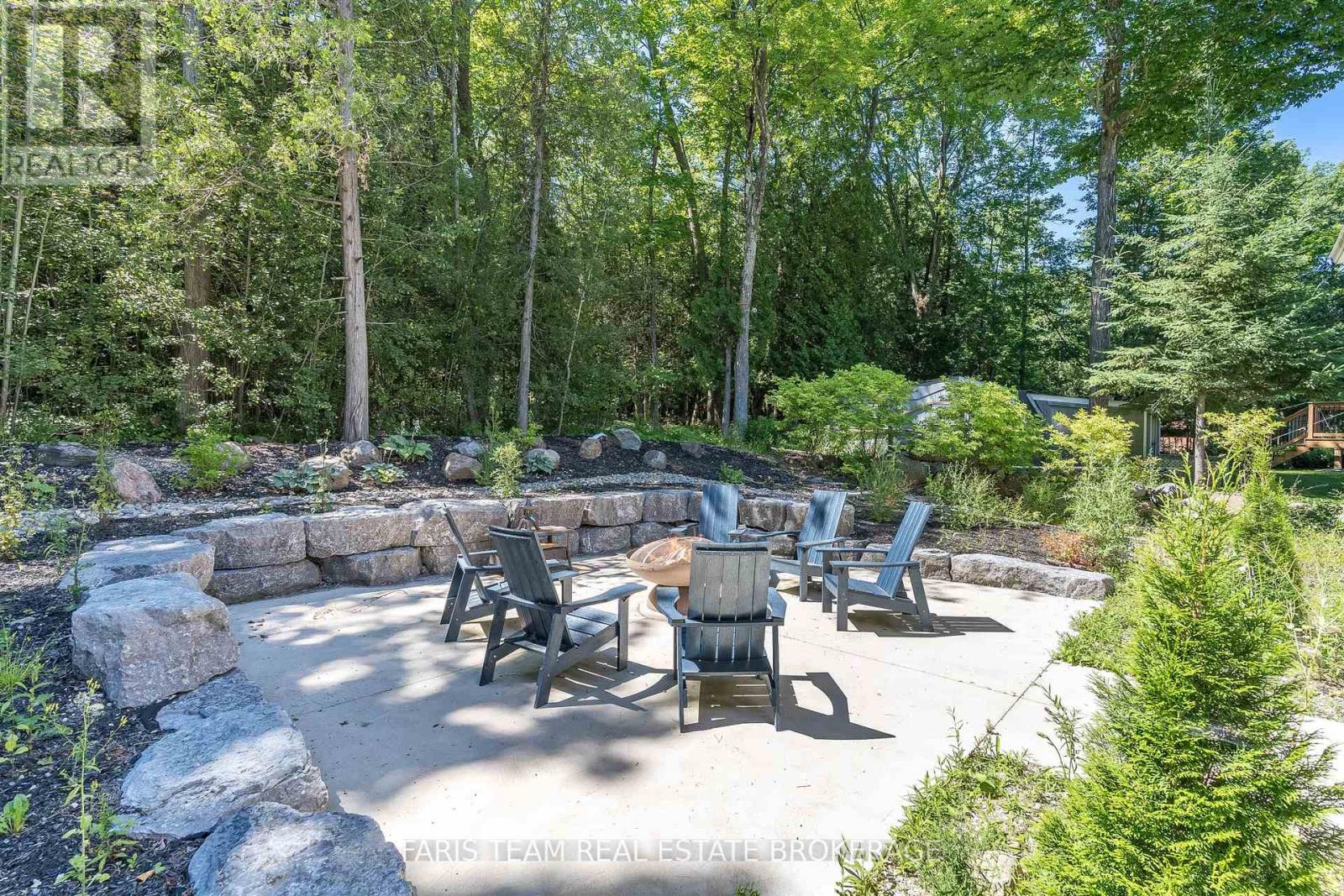 328 Cedar Avenue, Meaford, Ontario  N4L 1W5 - Photo 31 - X12346810