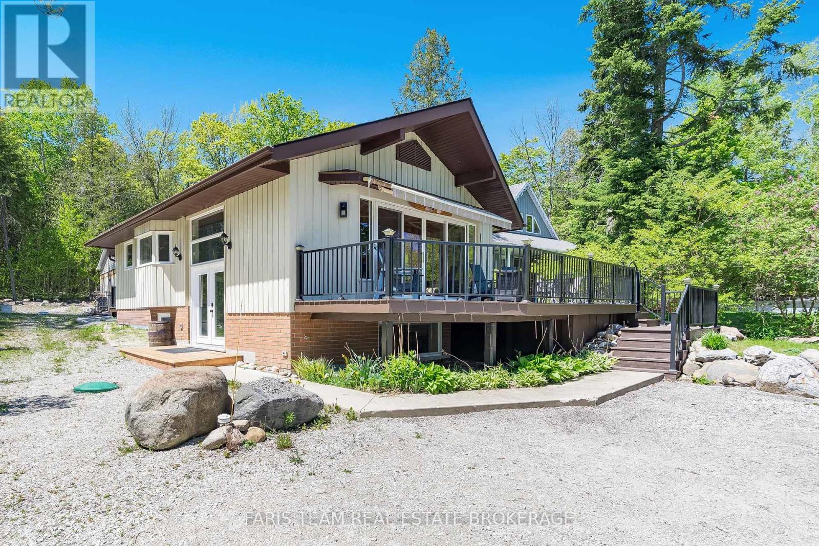 328 Cedar Avenue, Meaford, Ontario  N4L 1W5 - Photo 4 - X12346810