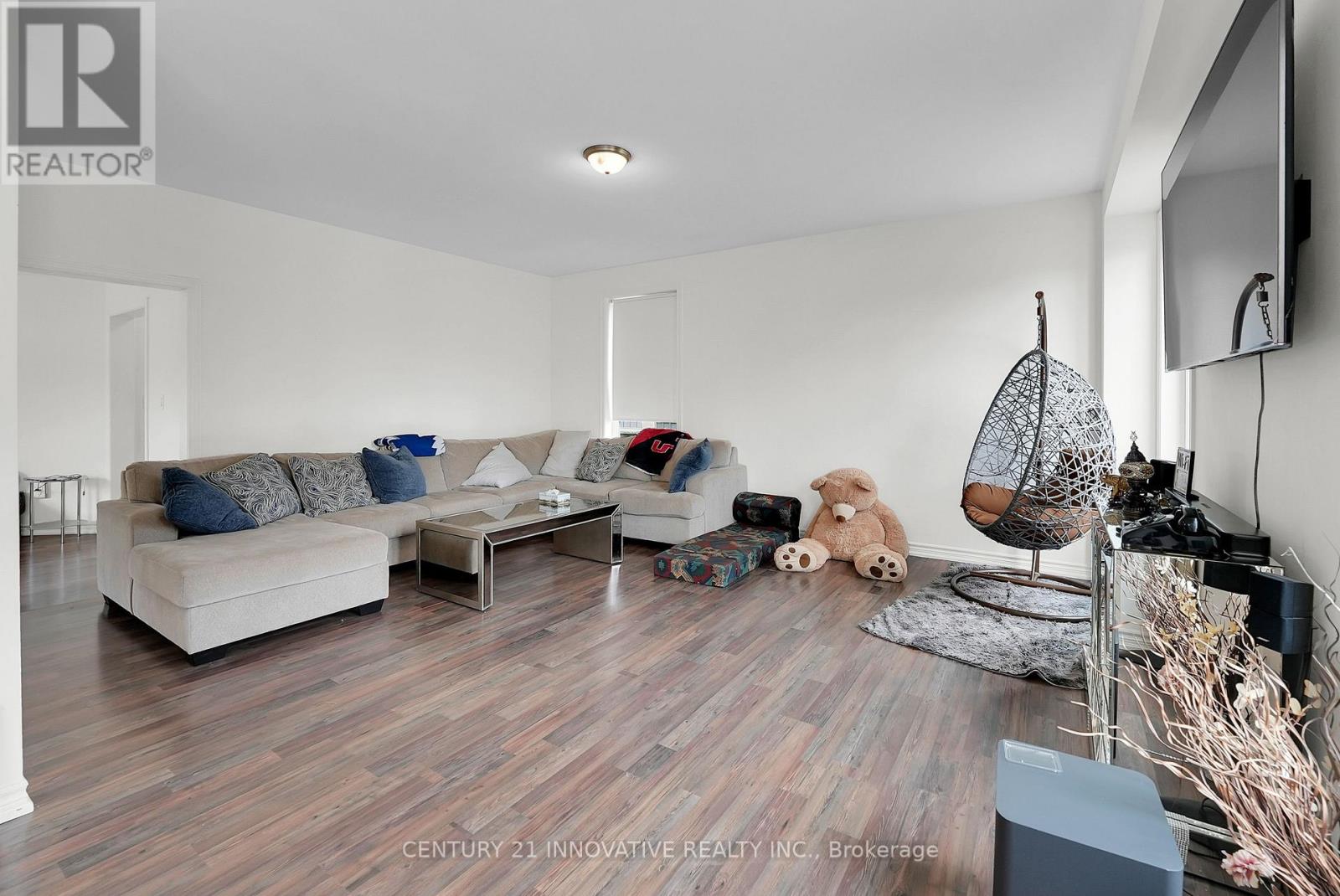 1450 Sharon Drive, Fort Erie, Ontario  L2A 0C8 - Photo 10 - X12346843