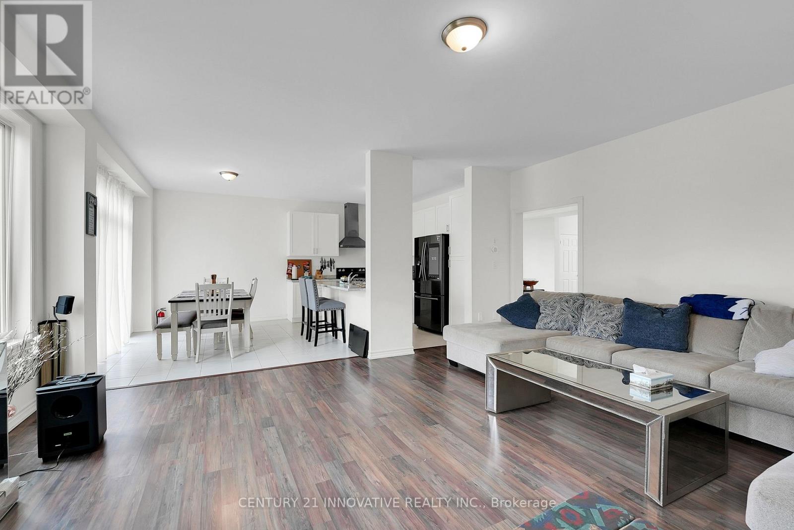 1450 Sharon Drive, Fort Erie, Ontario  L2A 0C8 - Photo 11 - X12346843