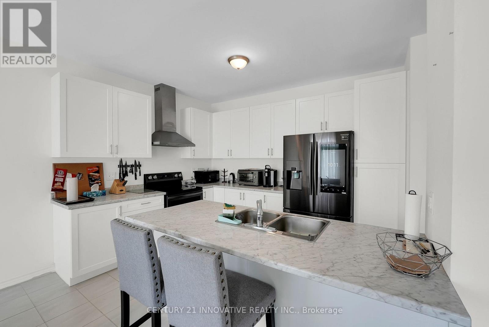 1450 Sharon Drive, Fort Erie, Ontario  L2A 0C8 - Photo 16 - X12346843