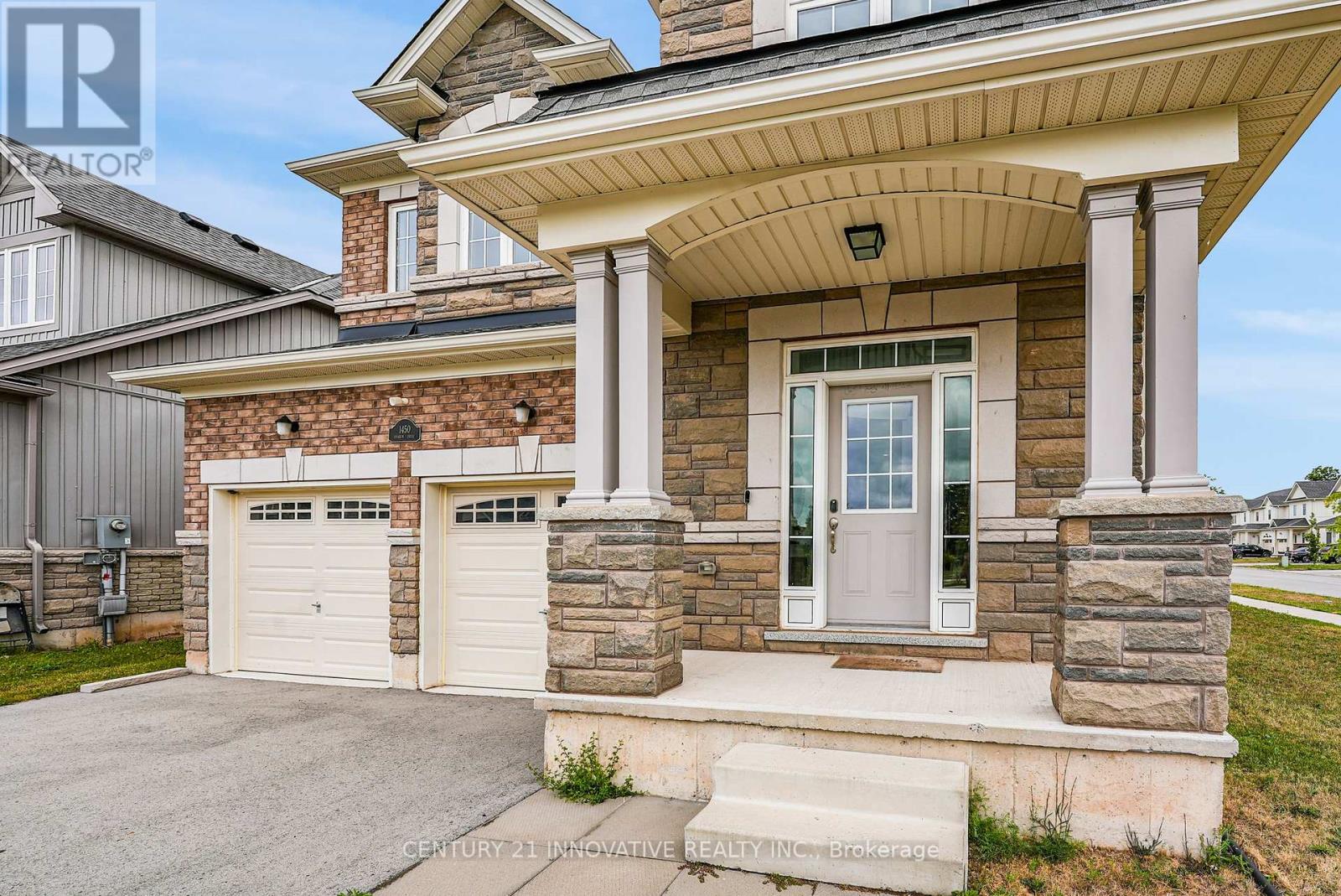 1450 Sharon Drive, Fort Erie, Ontario  L2A 0C8 - Photo 4 - X12346843