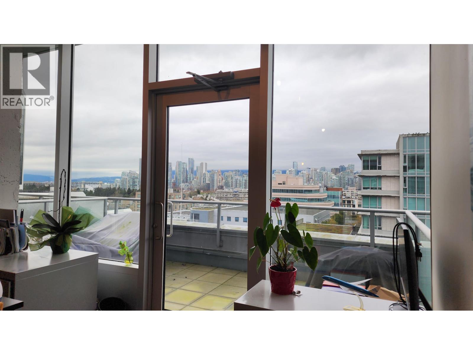 607 550 WEST BROADWAY, Vancouver, British Columbia