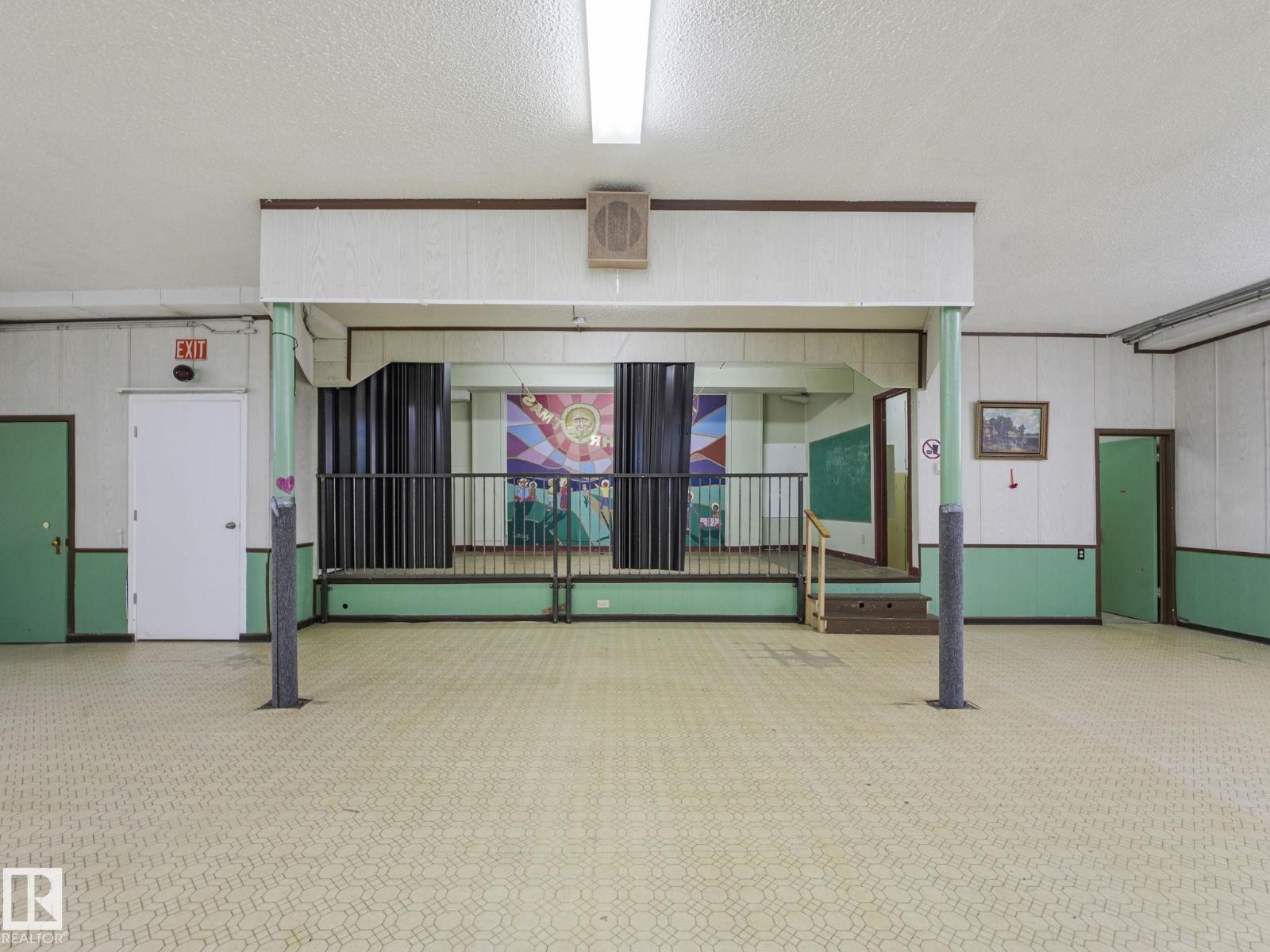 9630/9624 74 Av Nw, Edmonton, Alberta  T6E 1E6 - Photo 53 - E4453167