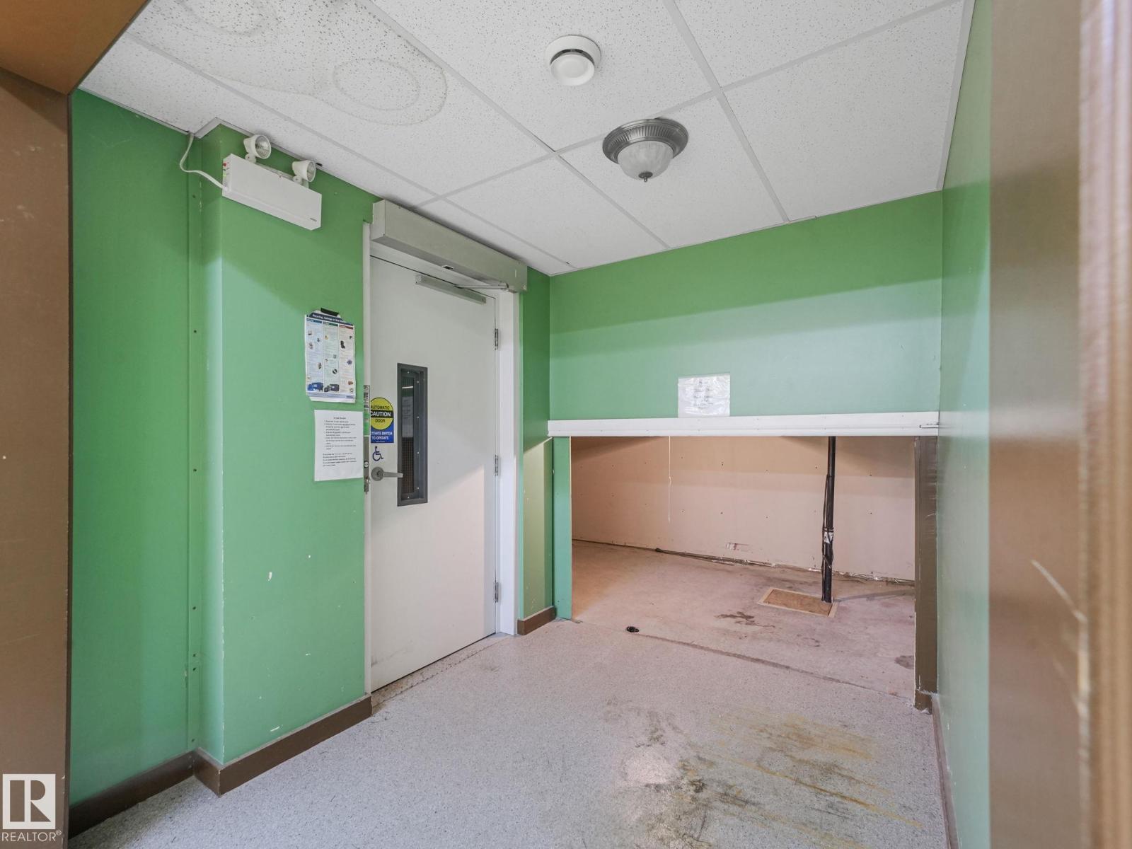 9630/9624 74 Av Nw, Edmonton, Alberta  T6E 1E6 - Photo 38 - E4453167