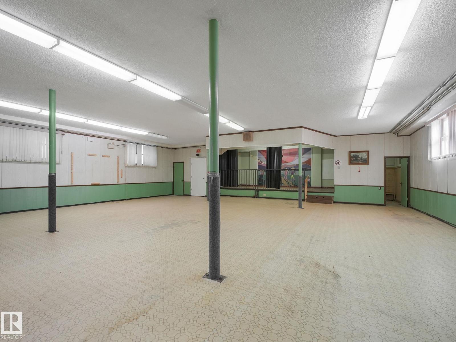 9630/9624 74 Av Nw, Edmonton, Alberta  T6E 1E6 - Photo 39 - E4453167