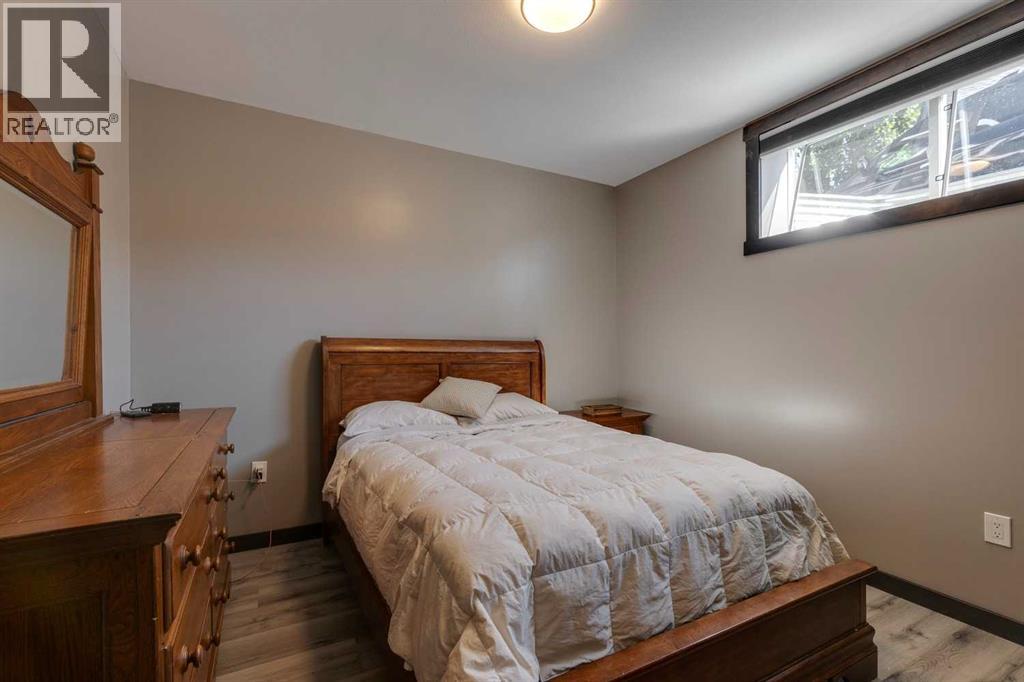 216 Cottageclub Crescent, Rural Rocky View County, Alberta  T4C 1B1 - Photo 22 - A2248971