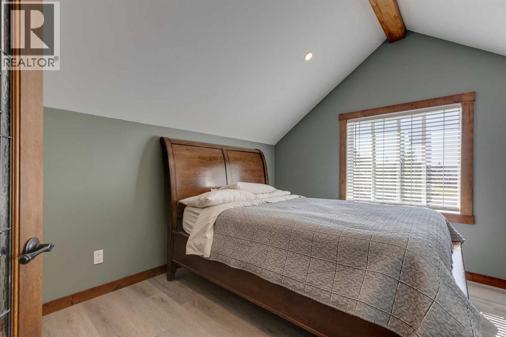 216 Cottageclub Crescent, Rural Rocky View County, Alberta  T4C 1B1 - Photo 34 - A2248971
