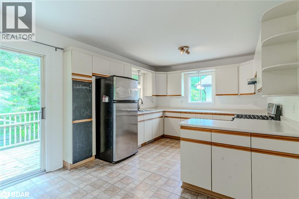 26 Innisbrook Drive, Wasaga Beach, Ontario  L9Z 1G3 - Photo 4 - 40760880