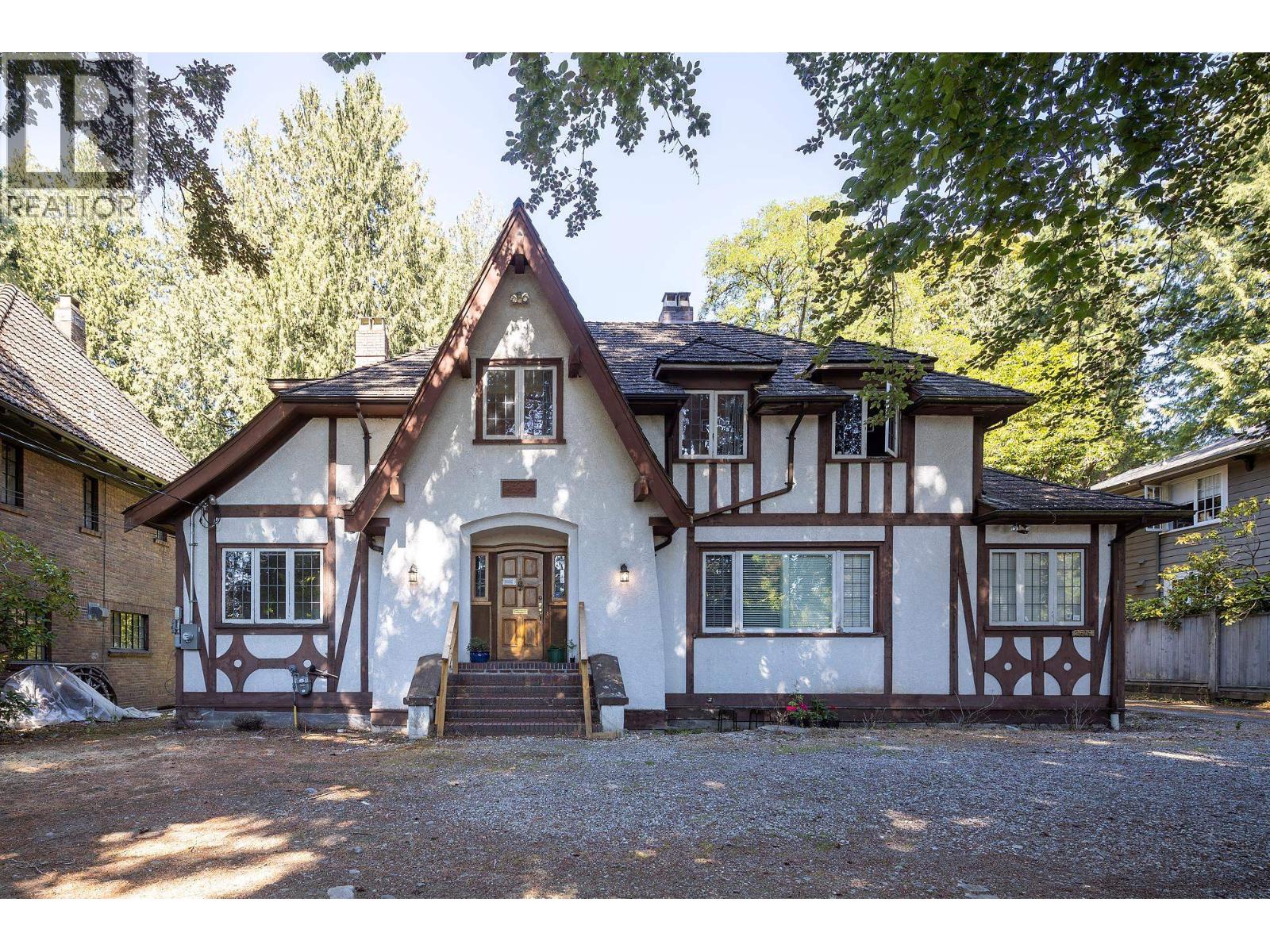 2629 W 49th Avenue, Vancouver, British Columbia  V6N 3S5 - Photo 3 - R3031672
