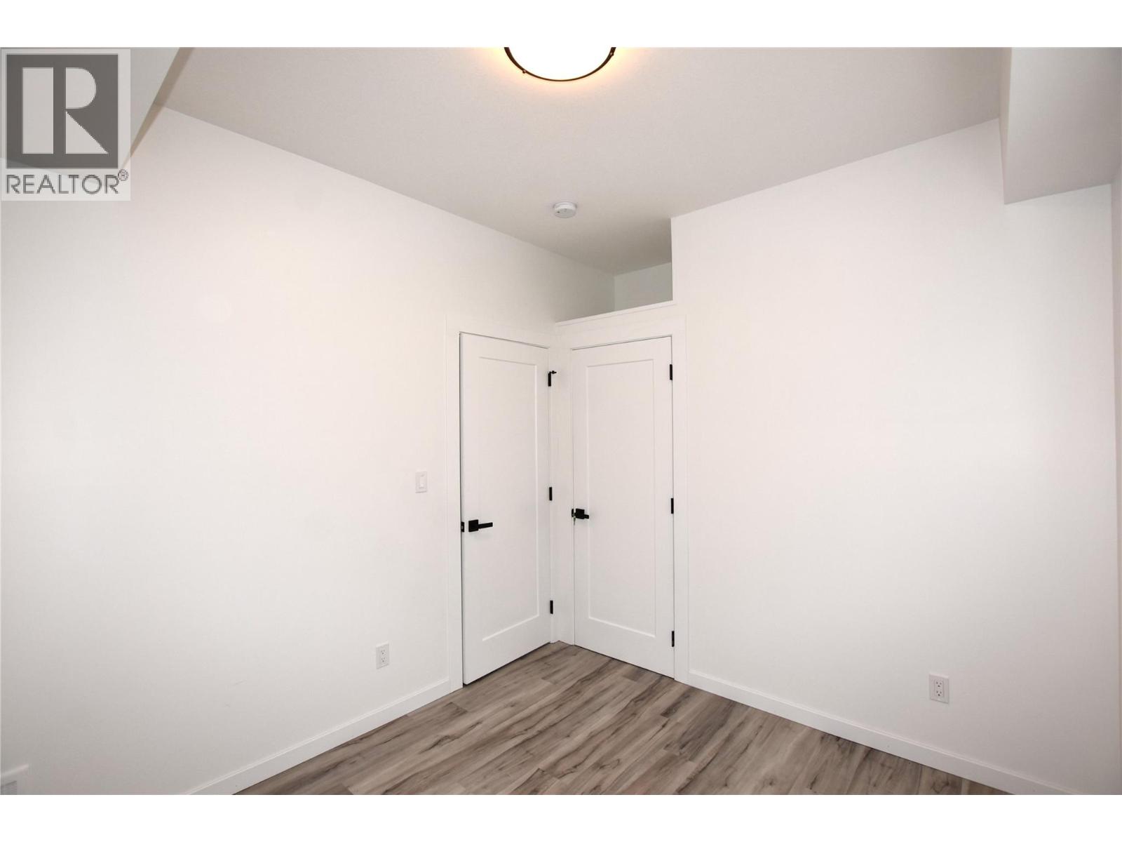 592 Nighthawk Avenue, Vernon, British Columbia  V1H 2A1 - Photo 24 - 10349031