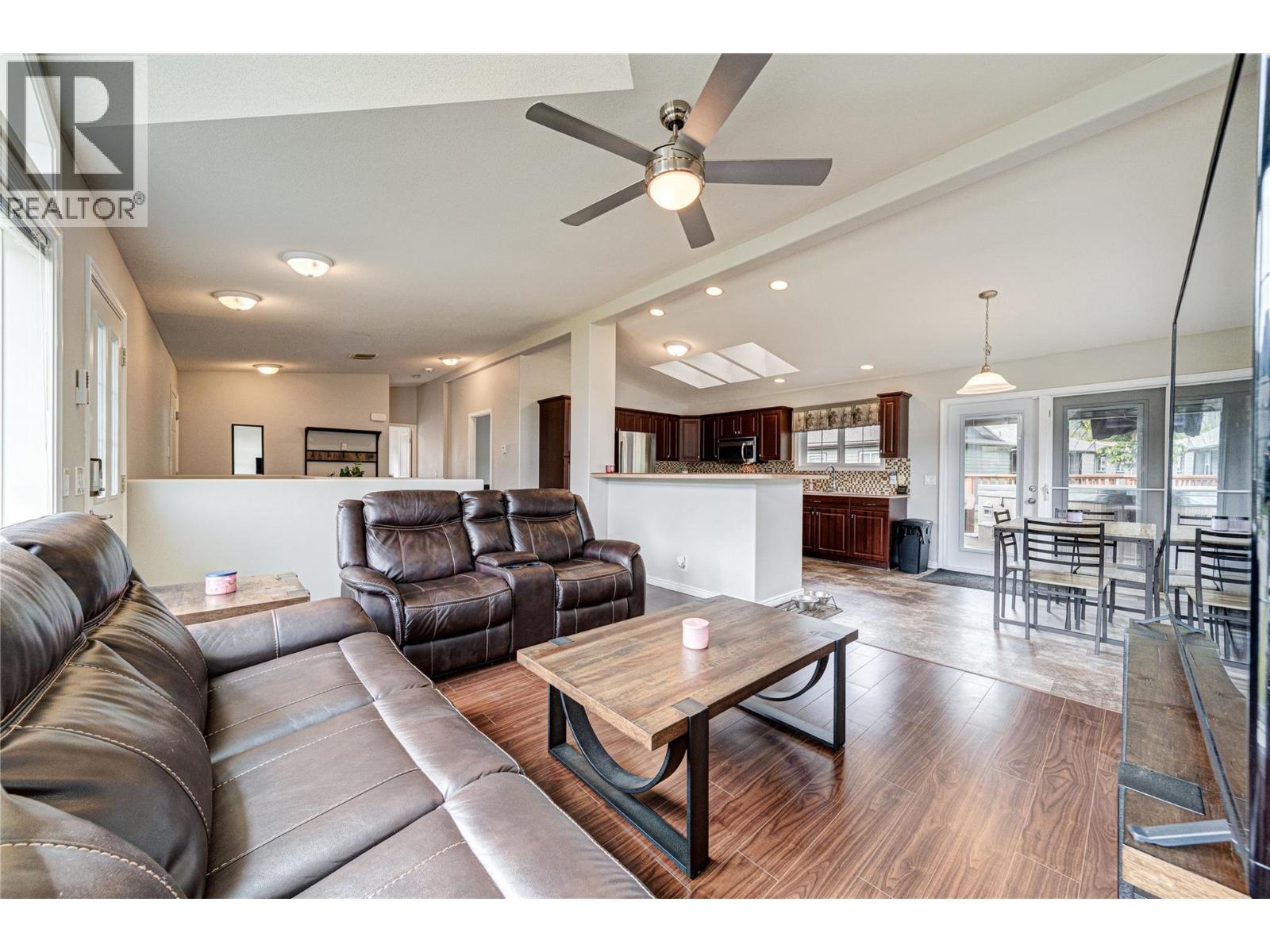 1321 Whitewood Crescent, Sparwood, British Columbia  V0B 2G2 - Photo 12 - 10359194