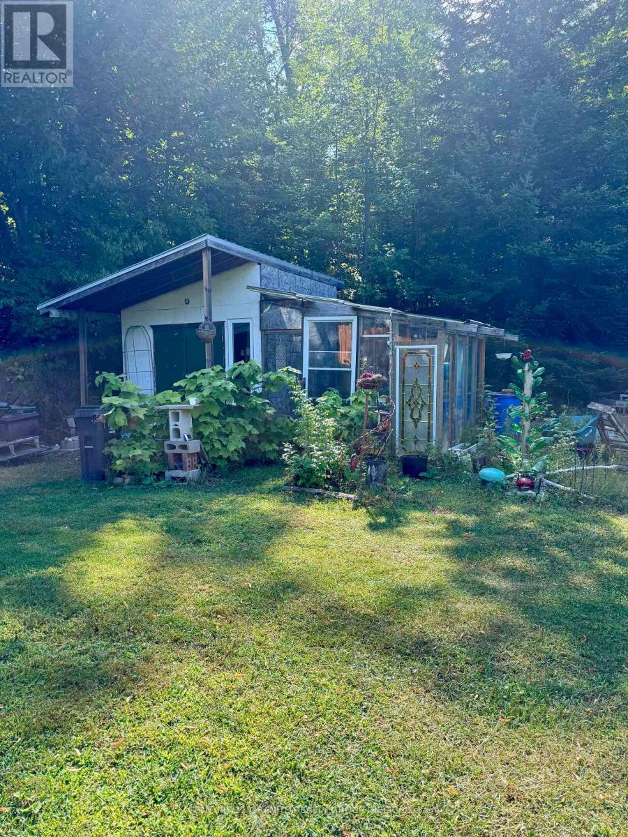 261a Copeland Lake Road, Addington Highlands, Ontario  K0H 1L0 - Photo 20 - X12347056