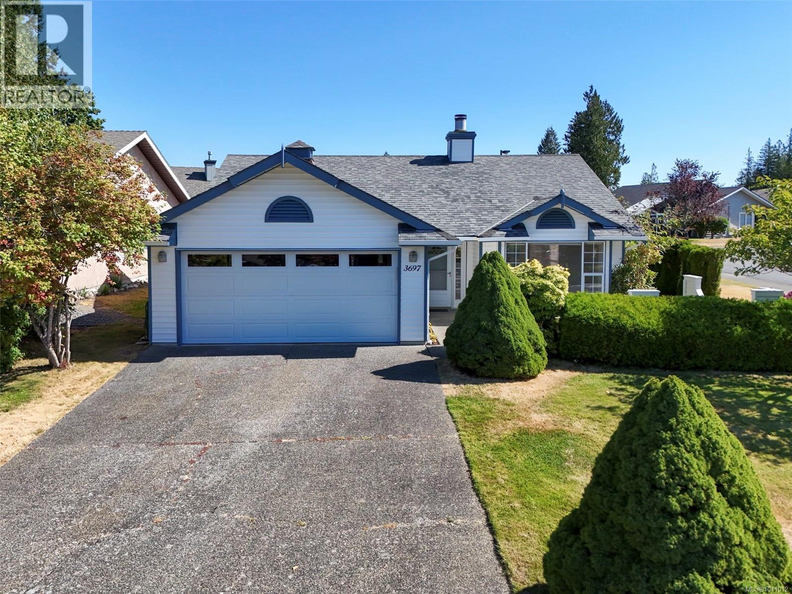 Property at 3697 Arbutus Dr N image 1