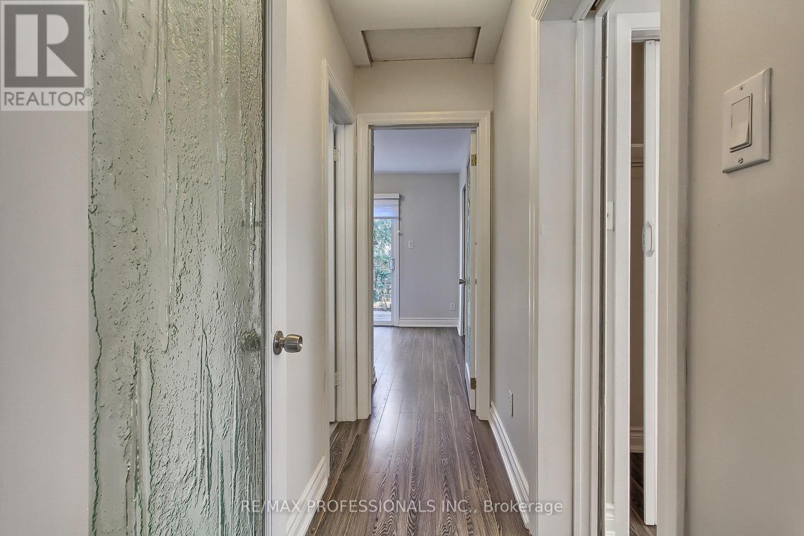 425 Canterbury Crescent, Oakville, Ontario  L6J 5K8 - Photo 19 - W12346890