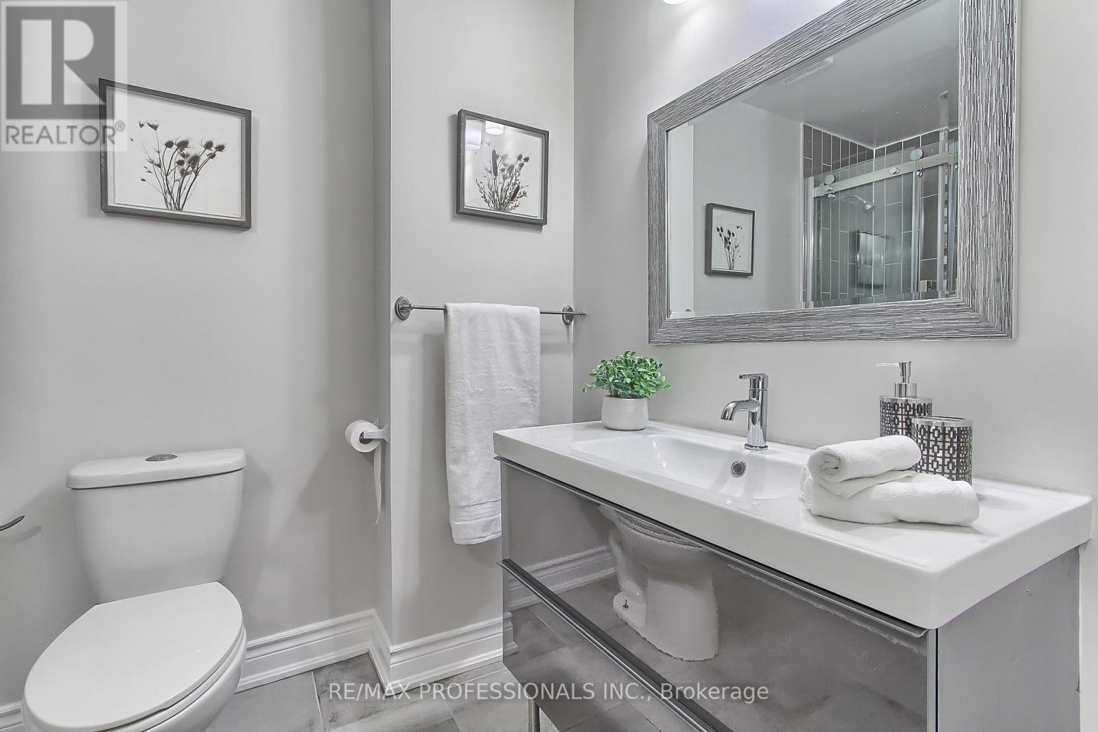 425 Canterbury Crescent, Oakville, Ontario  L6J 5K8 - Photo 30 - W12346890