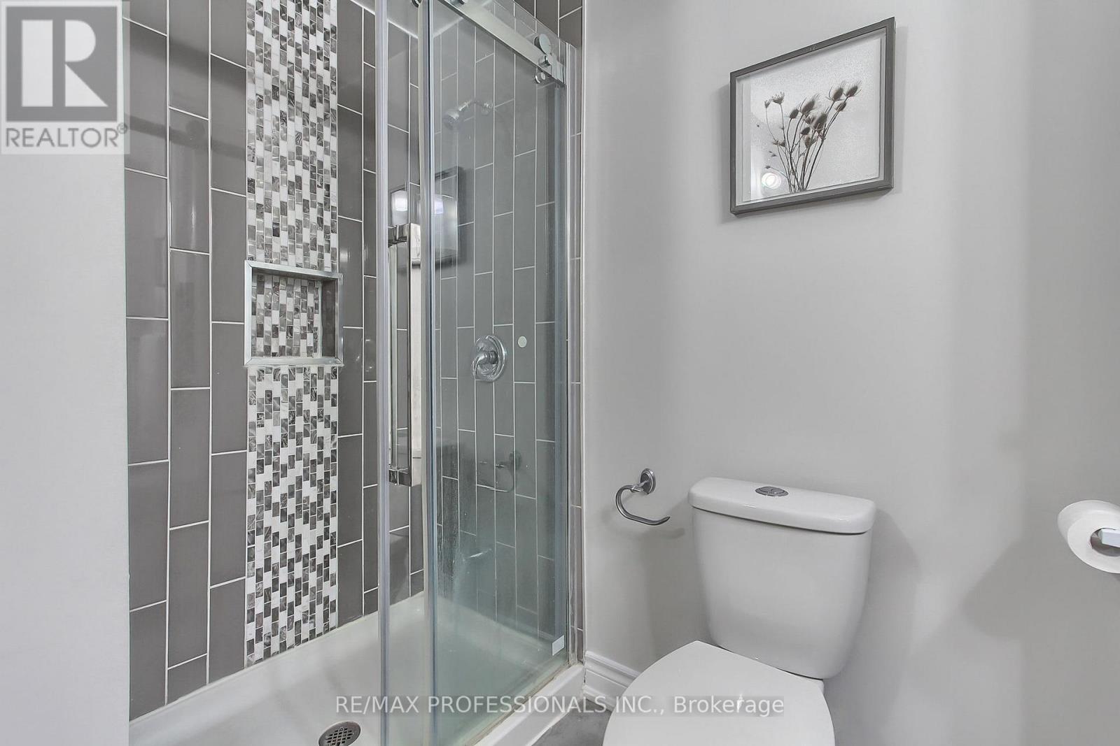 425 Canterbury Crescent, Oakville, Ontario  L6J 5K8 - Photo 32 - W12346890