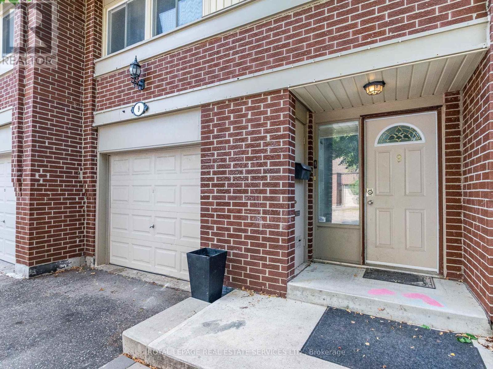 Property at 9 - 6240 MONTEVIDEO ROAD image 3