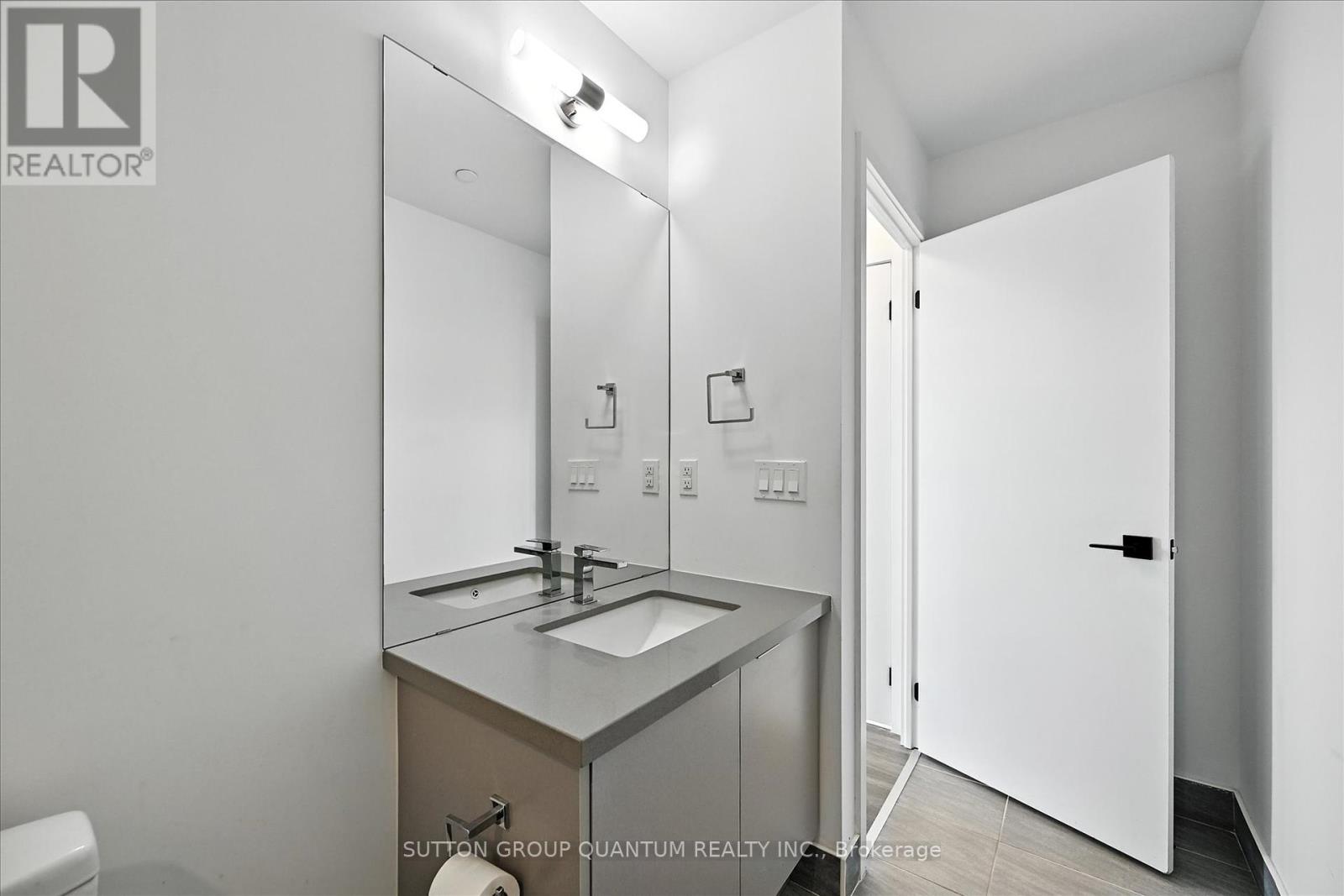 611 - 2489 Taunton Road, Oakville (Ro River Oaks), Ontario  L6H 3R9 - Photo 27 - W12346953