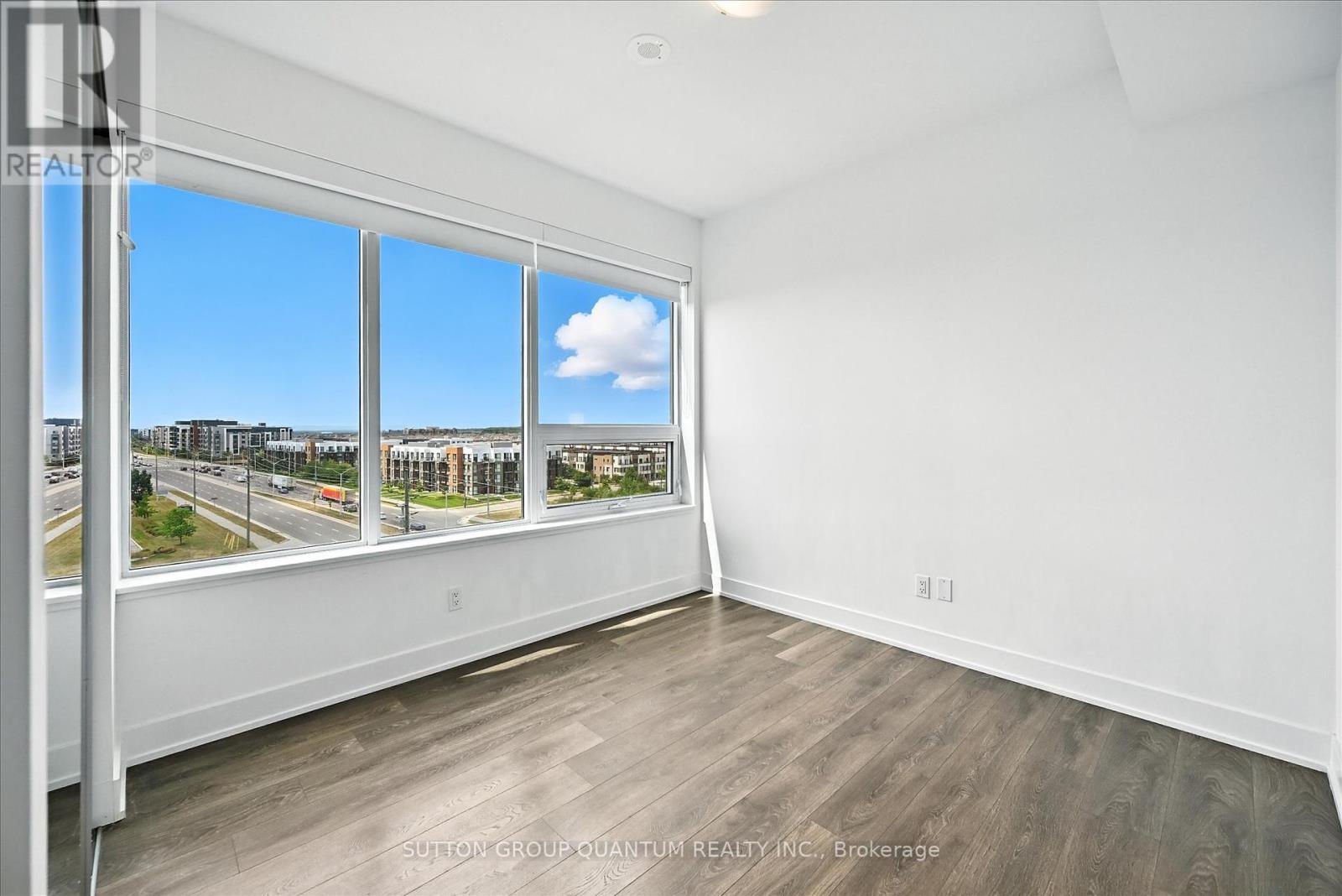 611 - 2489 Taunton Road, Oakville (Ro River Oaks), Ontario  L6H 3R9 - Photo 8 - W12346953