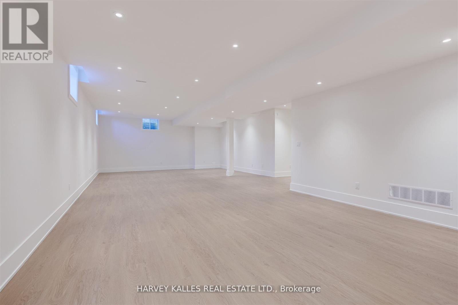 15 Drury Lane, Toronto, Ontario  M9P 1P8 - Photo 42 - W12346963