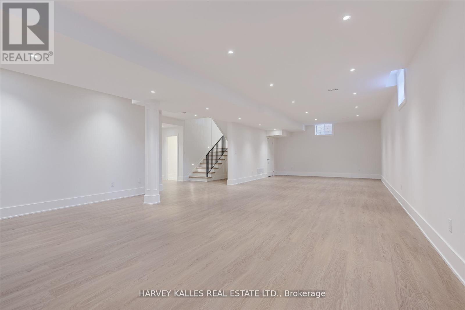 15 Drury Lane, Toronto, Ontario  M9P 1P8 - Photo 44 - W12346963