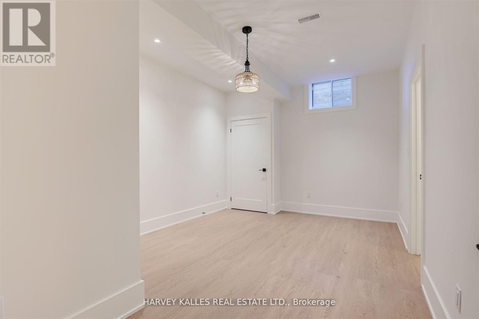 15 Drury Lane, Toronto, Ontario  M9P 1P8 - Photo 47 - W12346963