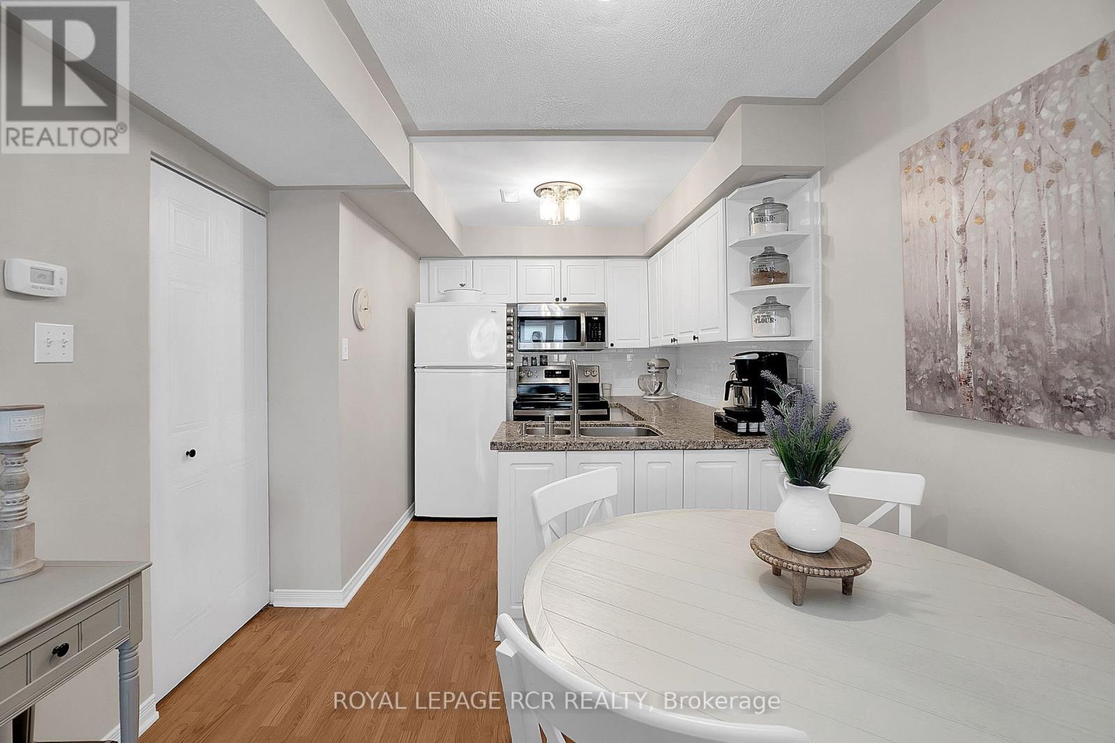 3a Robert Lane, Halton Hills, Ontario  L7G 5L9 - Photo 11 - W12346988