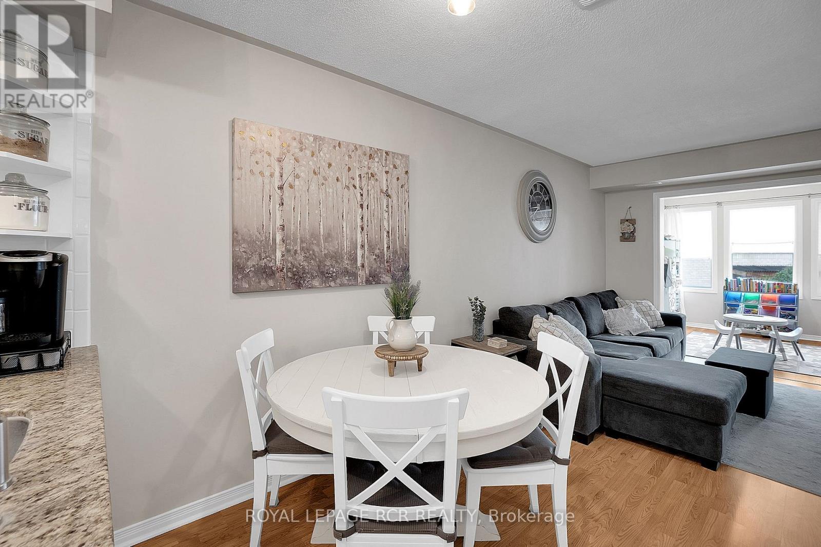 3a Robert Lane, Halton Hills, Ontario  L7G 5L9 - Photo 12 - W12346988