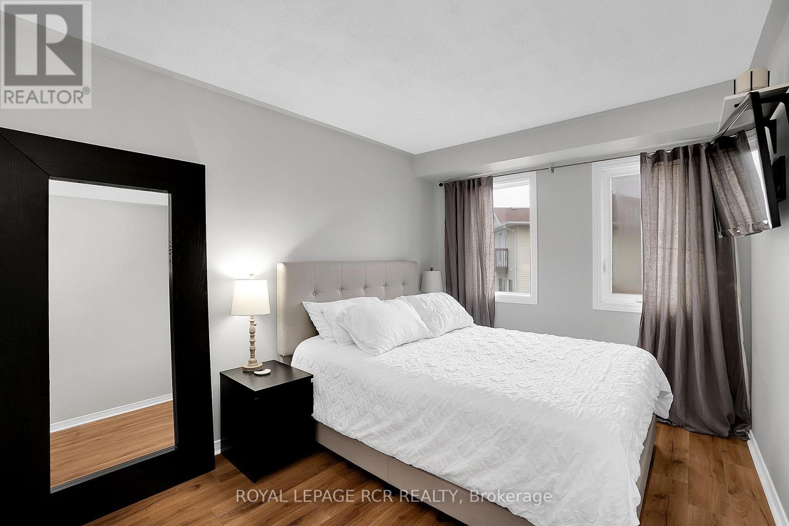 3a Robert Lane, Halton Hills, Ontario  L7G 5L9 - Photo 21 - W12346988