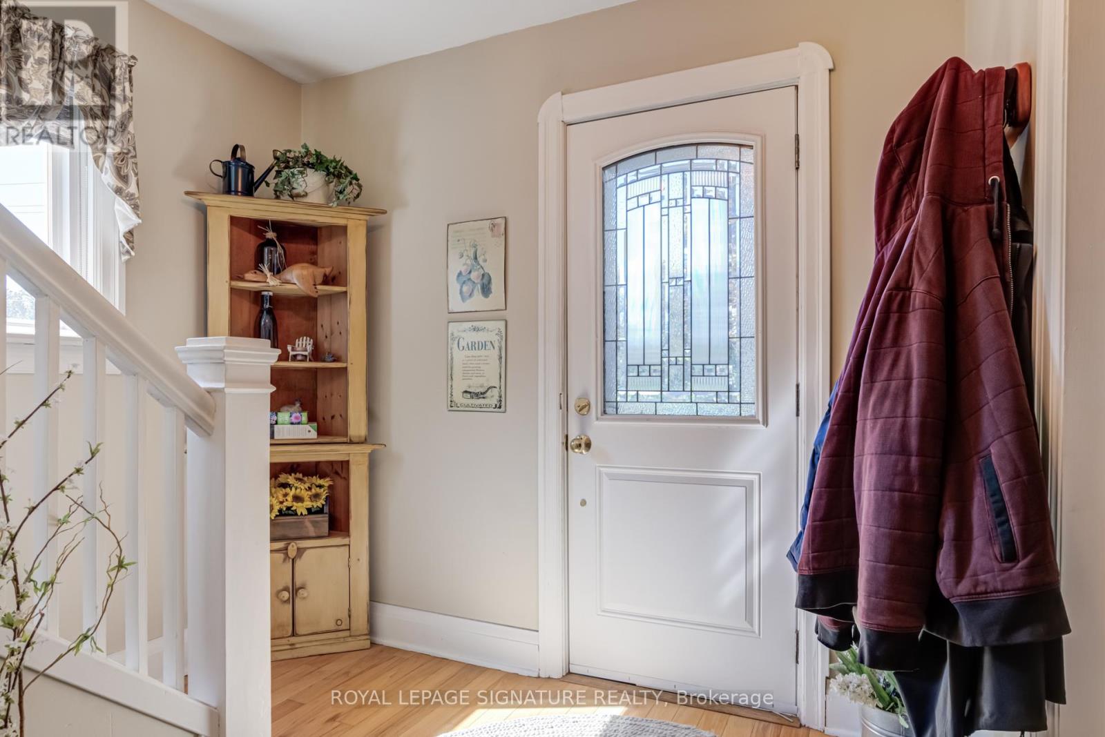 Property at 755 MAPLE AVENUE image 3