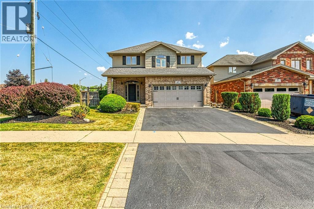 Property at 47 SOUTHWOOD Crescent image 2