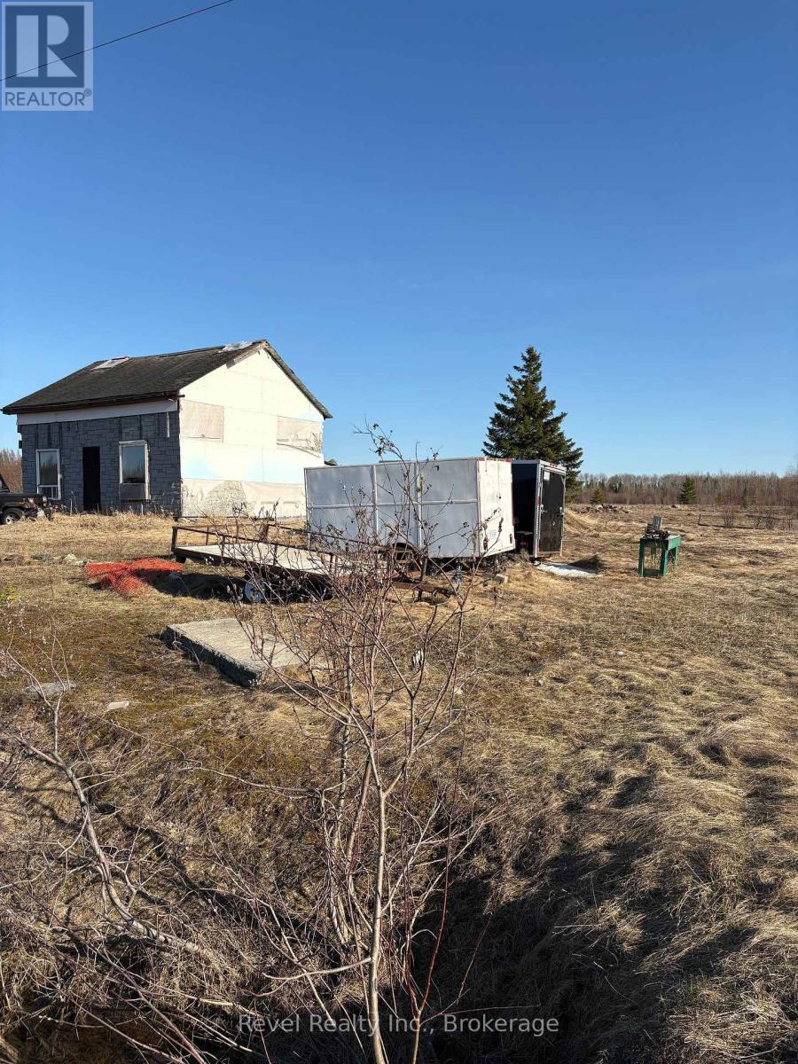 101 Concession 14, Val Rita-Harty, Ontario P0L 2G0 - Photo 4 - T12135058