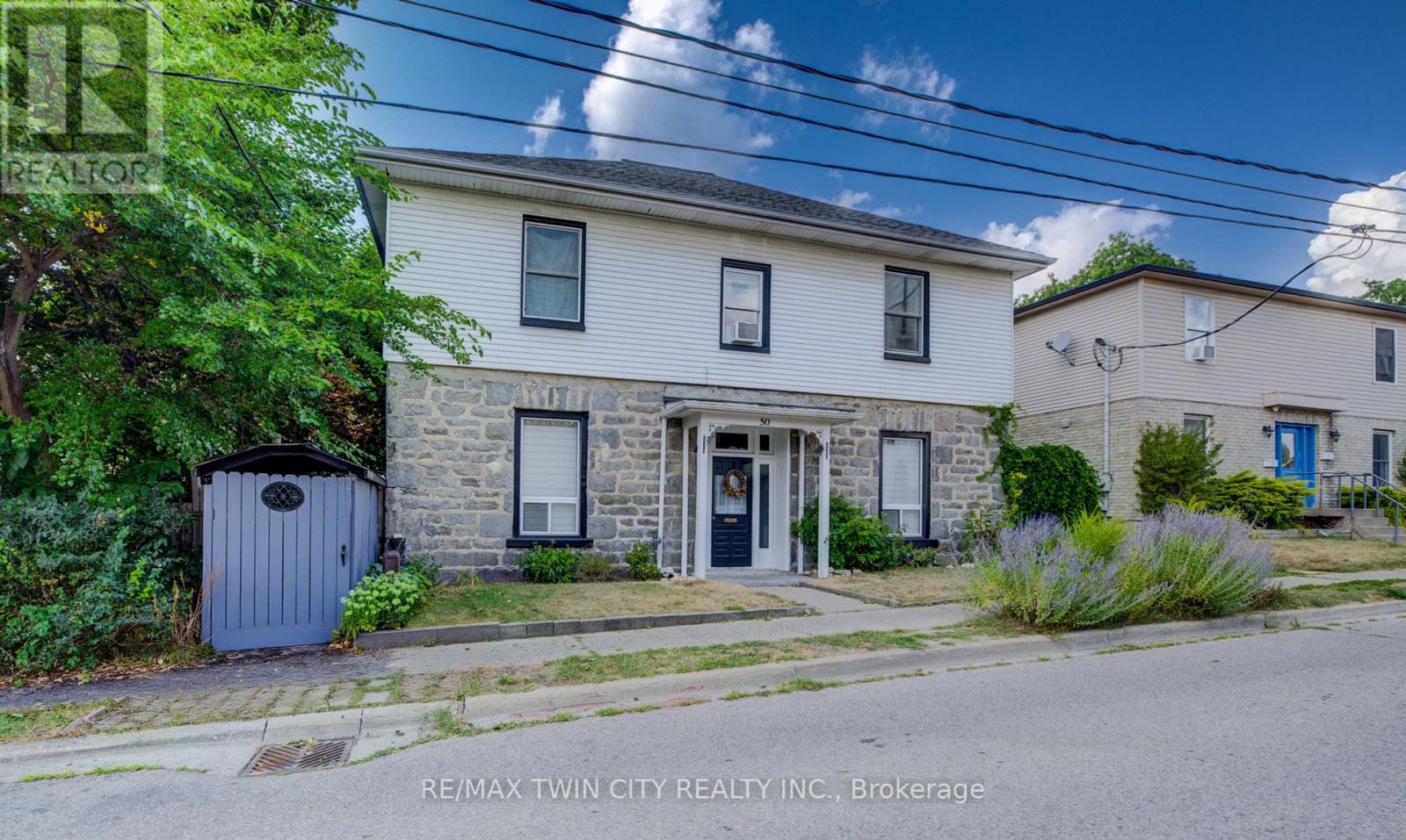Property at 50 WELLINGTON STREET image 2