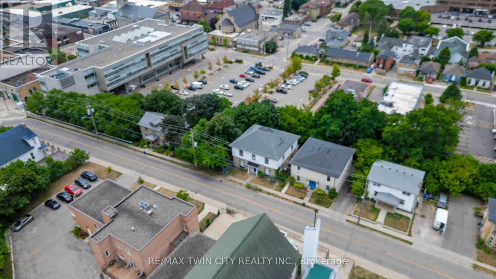 Property at 50 WELLINGTON STREET image 4