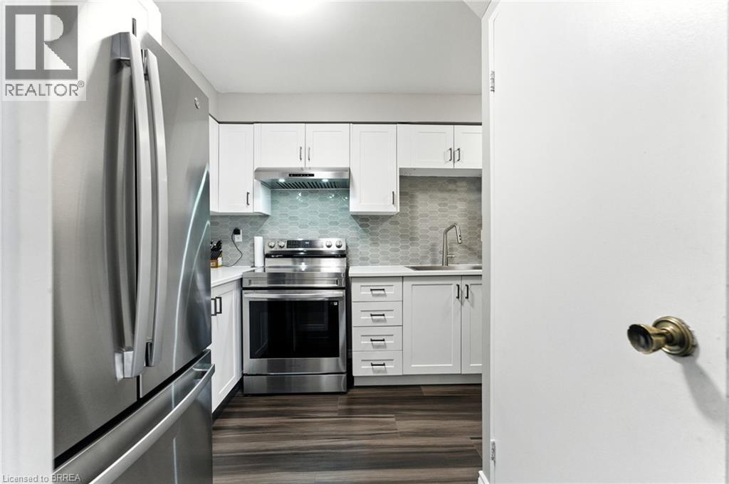 36 Hayhurst Road Unit# 126, Brantford, Ontario  N3R 6Y9 - Photo 13 - 40760203