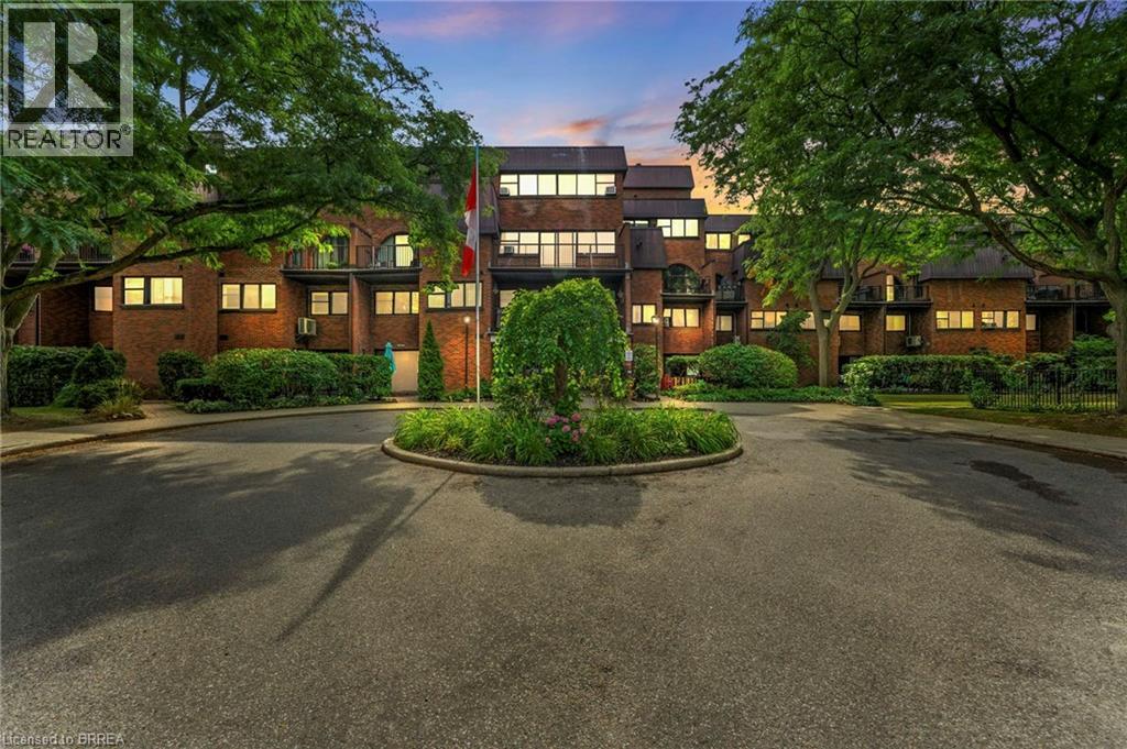 36 Hayhurst Road Unit# 126, Brantford, Ontario  N3R 6Y9 - Photo 1 - 40760203