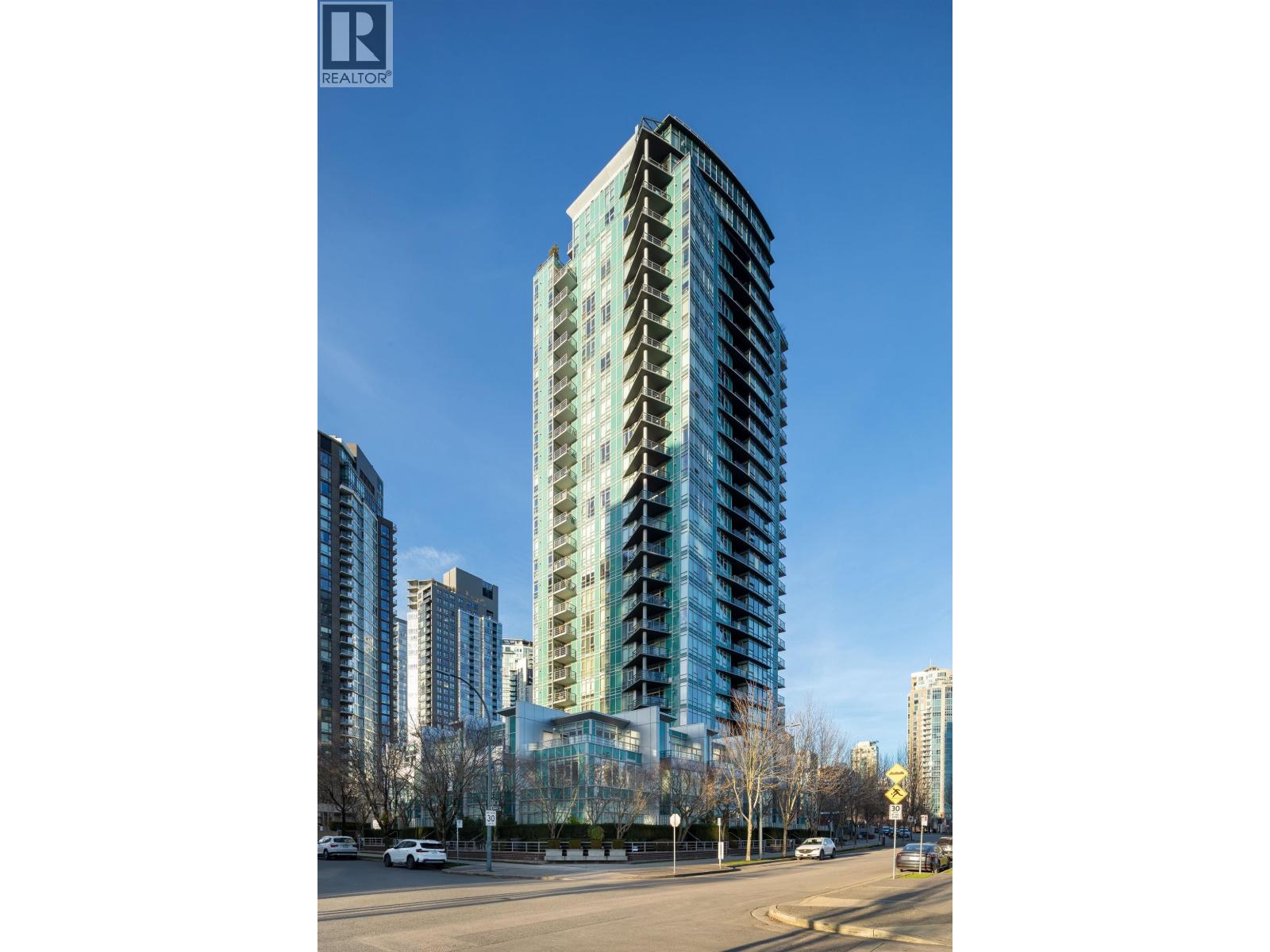 Listing Picture 39 of 40 : 506 1483 HOMER STREET, Vancouver / 溫哥華 - 魯藝地產 Yvonne Lu Group - MLS Medallion Club Member