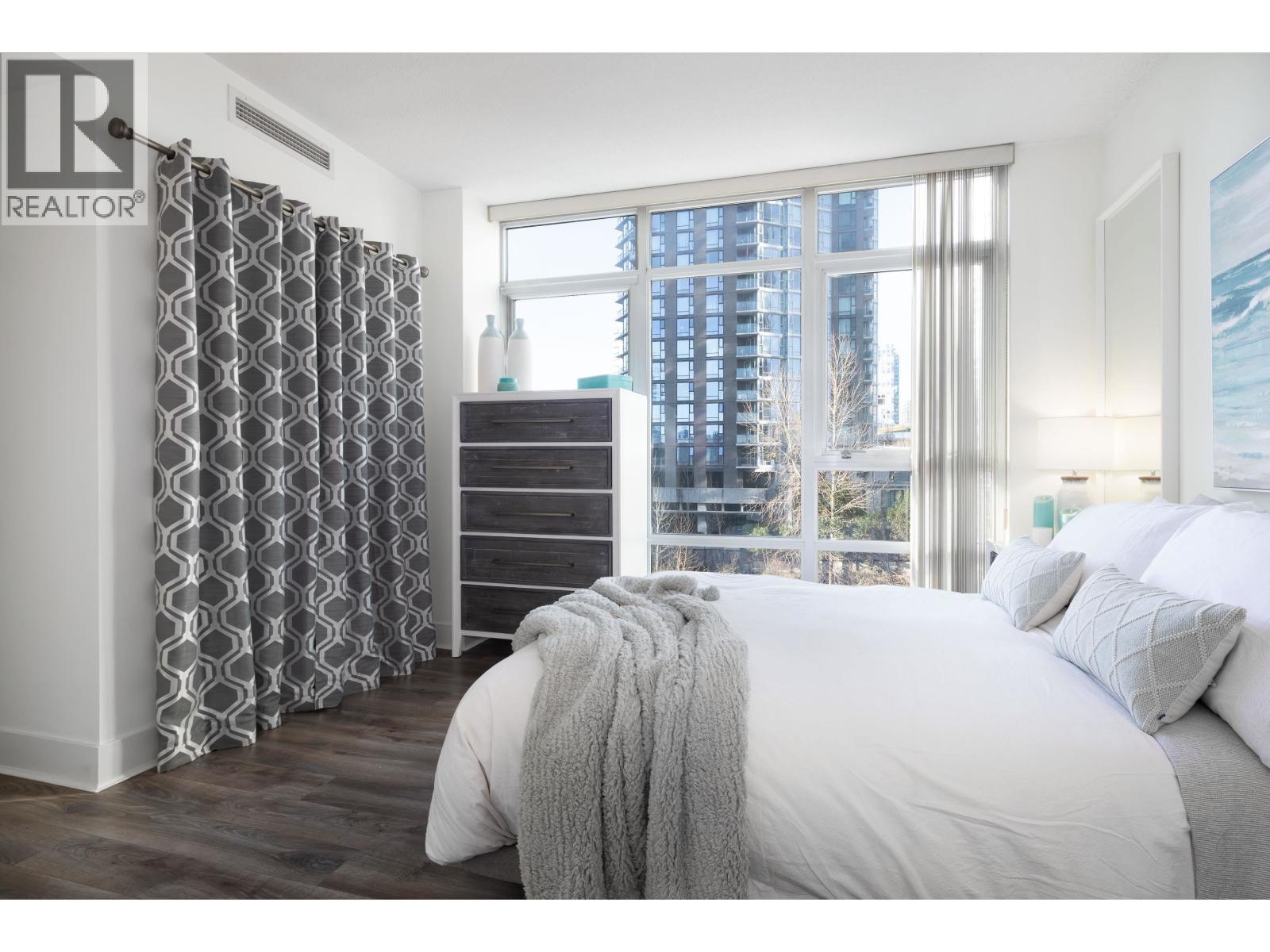 Listing Picture 15 of 40 : 506 1483 HOMER STREET, Vancouver / 溫哥華 - 魯藝地產 Yvonne Lu Group - MLS Medallion Club Member