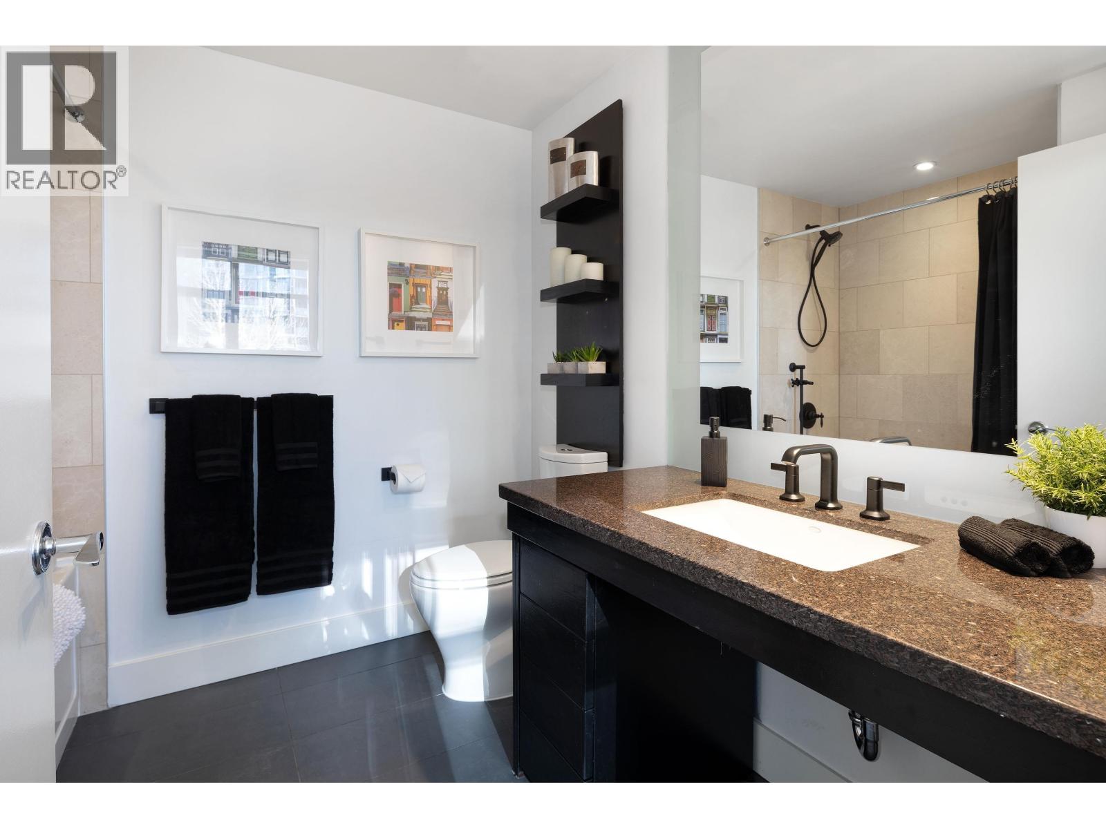 Listing Picture 17 of 40 : 506 1483 HOMER STREET, Vancouver / 溫哥華 - 魯藝地產 Yvonne Lu Group - MLS Medallion Club Member