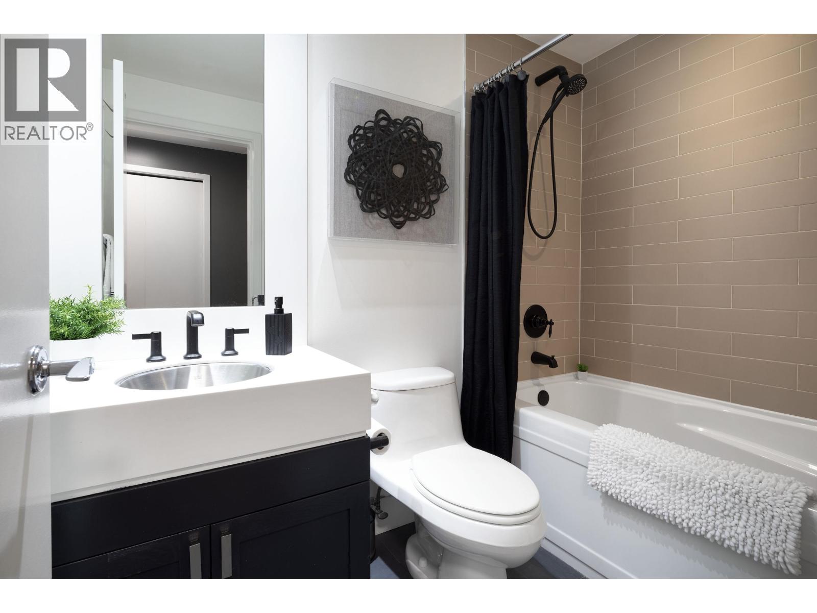 Listing Picture 21 of 40 : 506 1483 HOMER STREET, Vancouver / 溫哥華 - 魯藝地產 Yvonne Lu Group - MLS Medallion Club Member