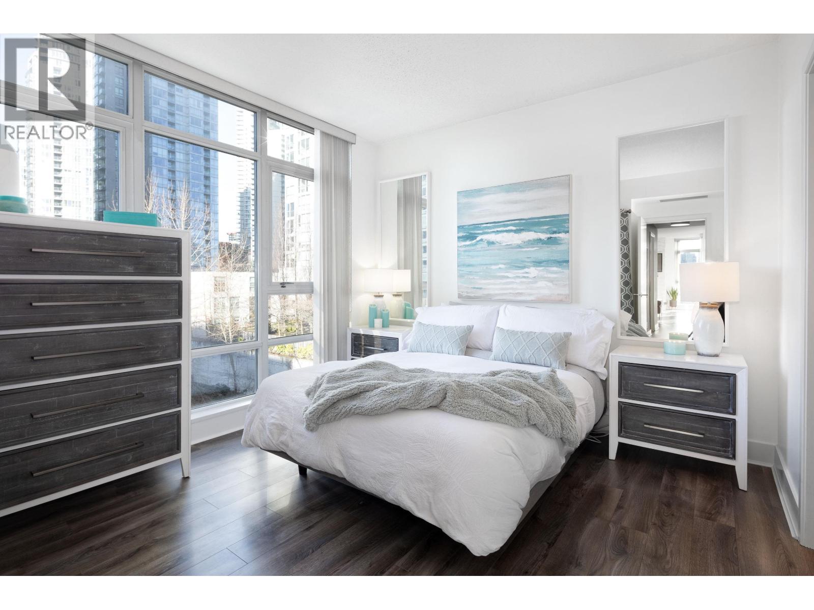 Listing Picture 14 of 40 : 506 1483 HOMER STREET, Vancouver / 溫哥華 - 魯藝地產 Yvonne Lu Group - MLS Medallion Club Member