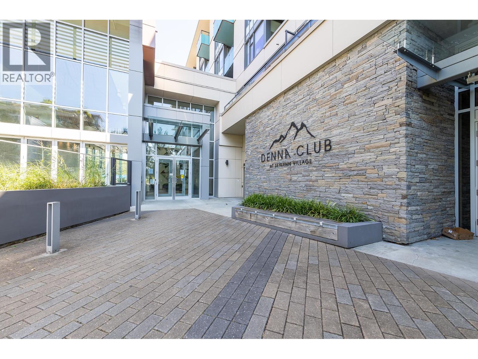2406 1500 Fern Street, North Vancouver, British Columbia  V7J 0E6 - Photo 6 - R3037317