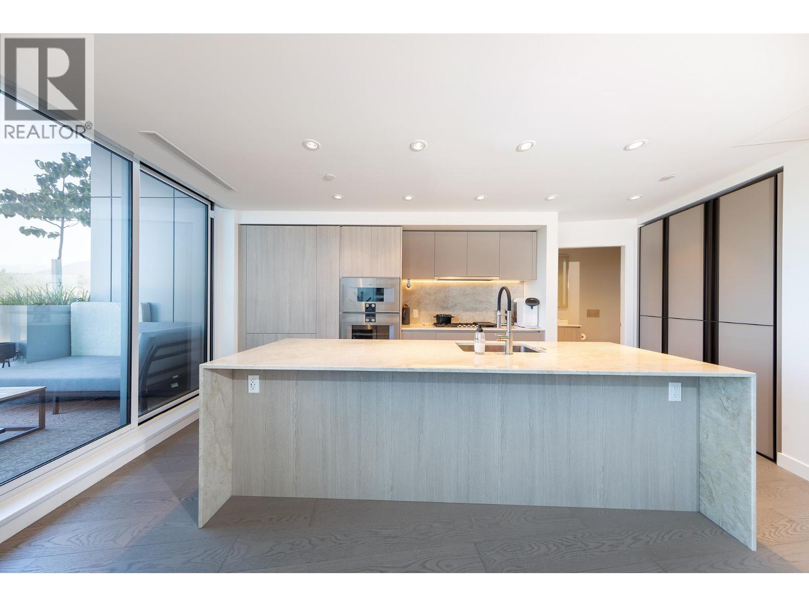 2406 1500 Fern Street, North Vancouver, British Columbia  V7J 0E6 - Photo 16 - R3037317