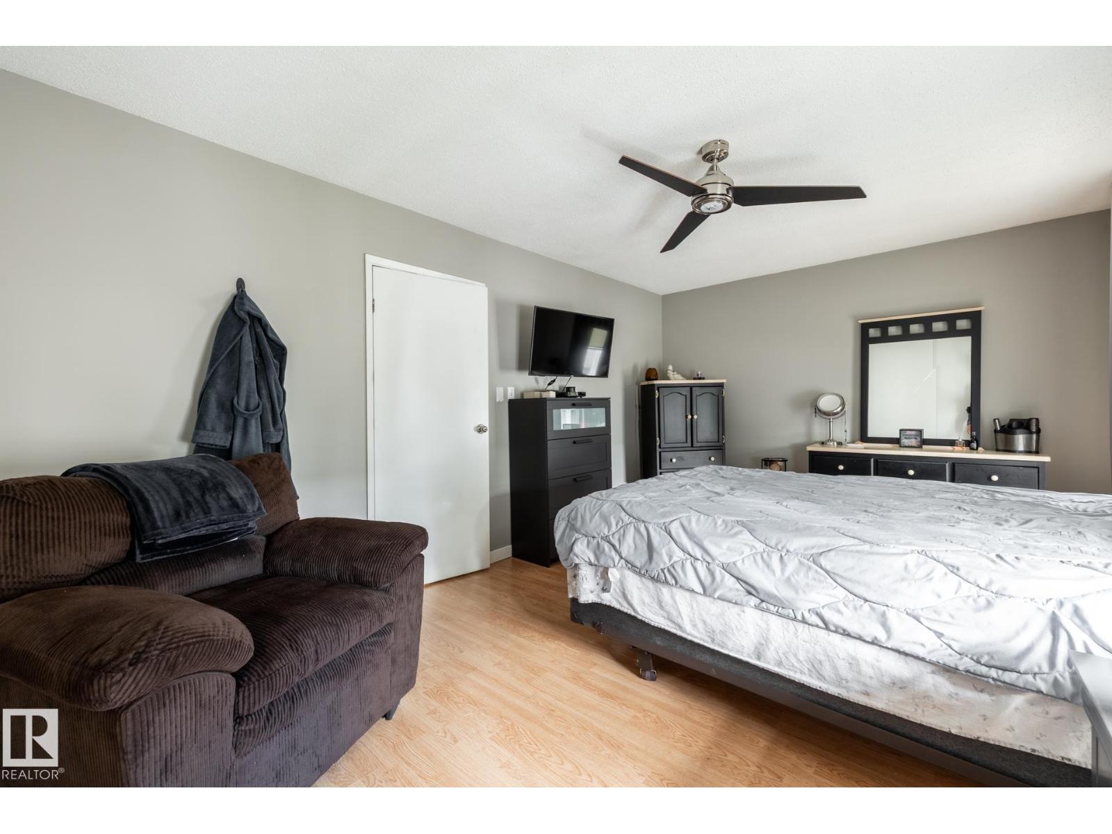 14446 56 Street Nw, Edmonton, Alberta  T5A 3R1 - Photo 22 - E4453180