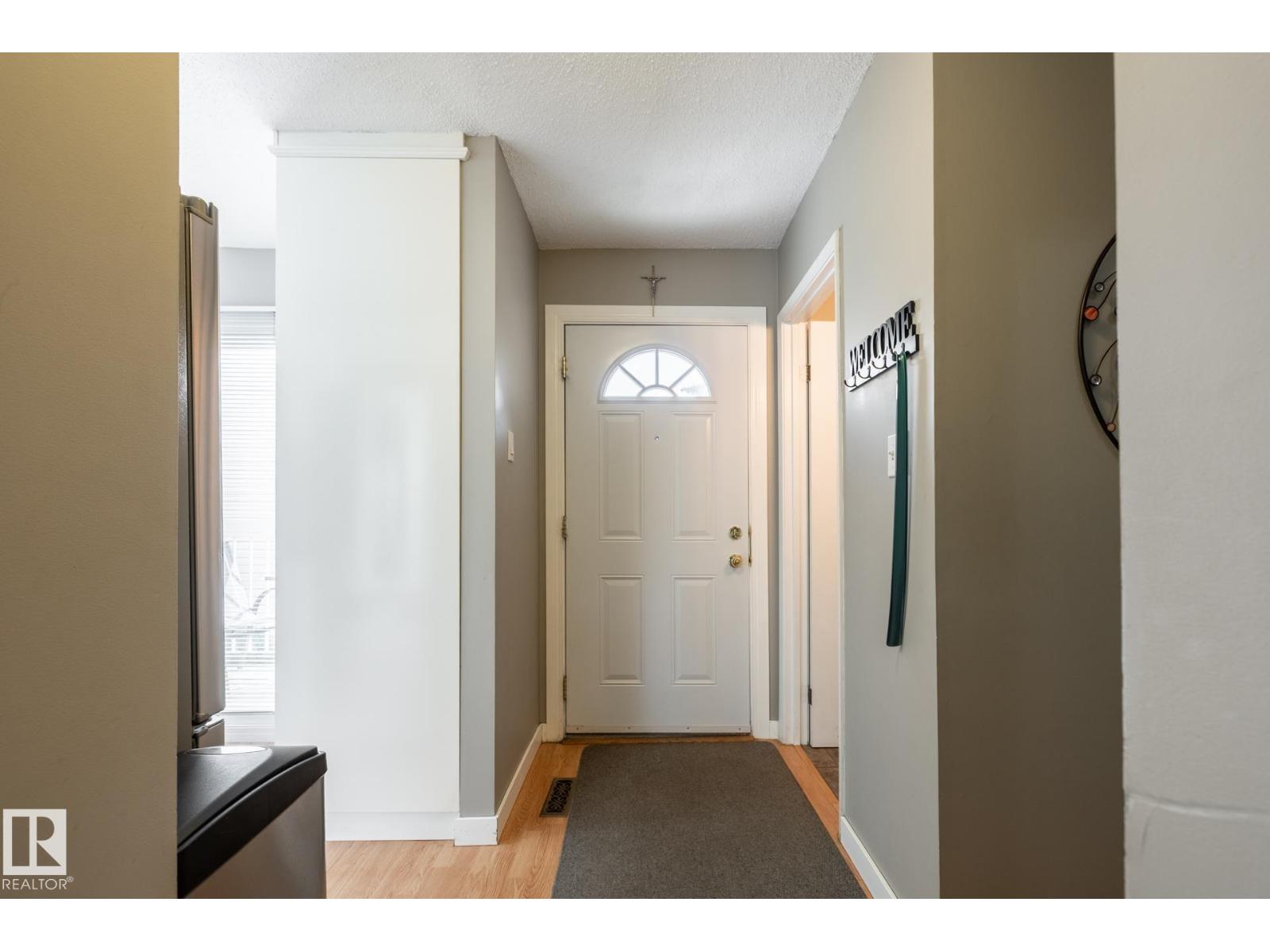 14446 56 Street Nw, Edmonton, Alberta  T5A 3R1 - Photo 3 - E4453180