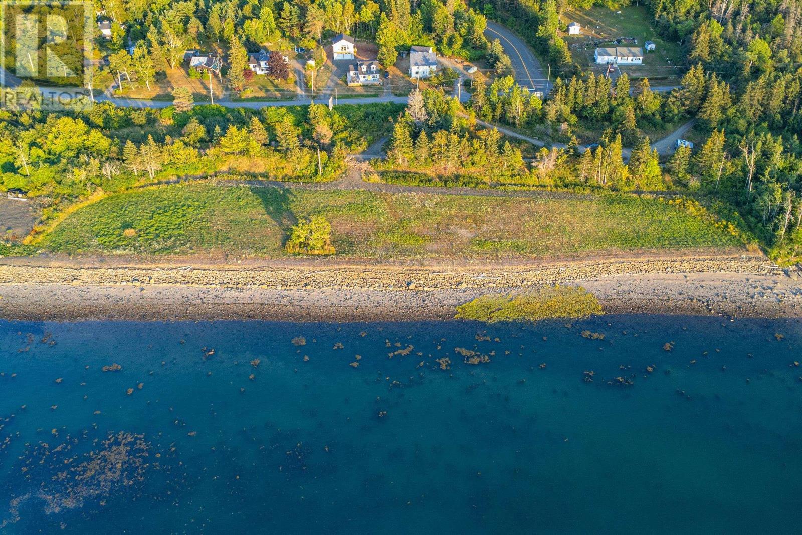 869 Highway 1, Smiths Cove, Nova Scotia  B0S 1S0 - Photo 3 - 202520712