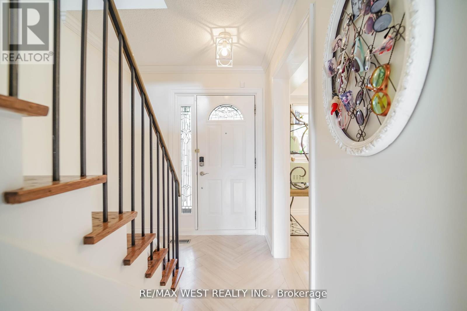 Property at 6 YETTA SHEPWAY image 2